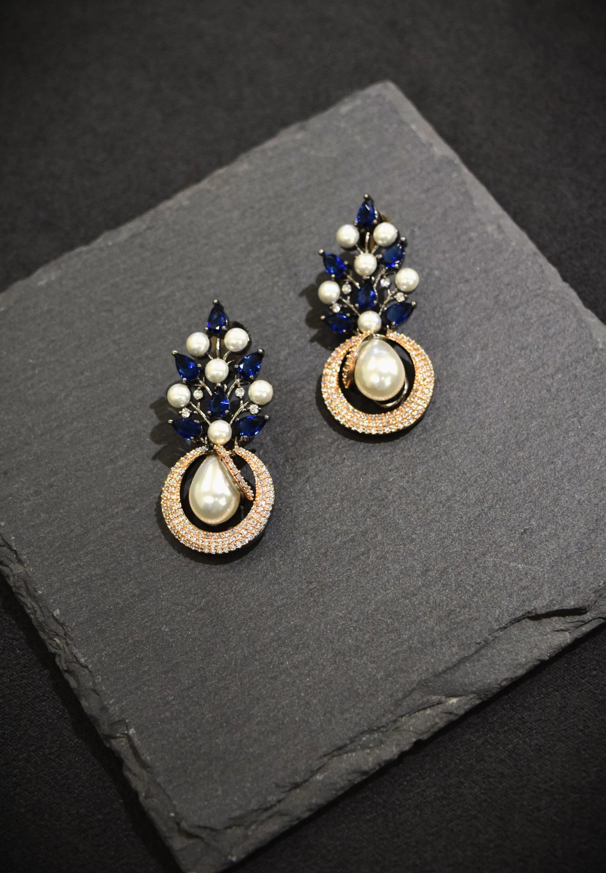 CUBIC ZIRCONIA EARRINGS / EAR STUDS