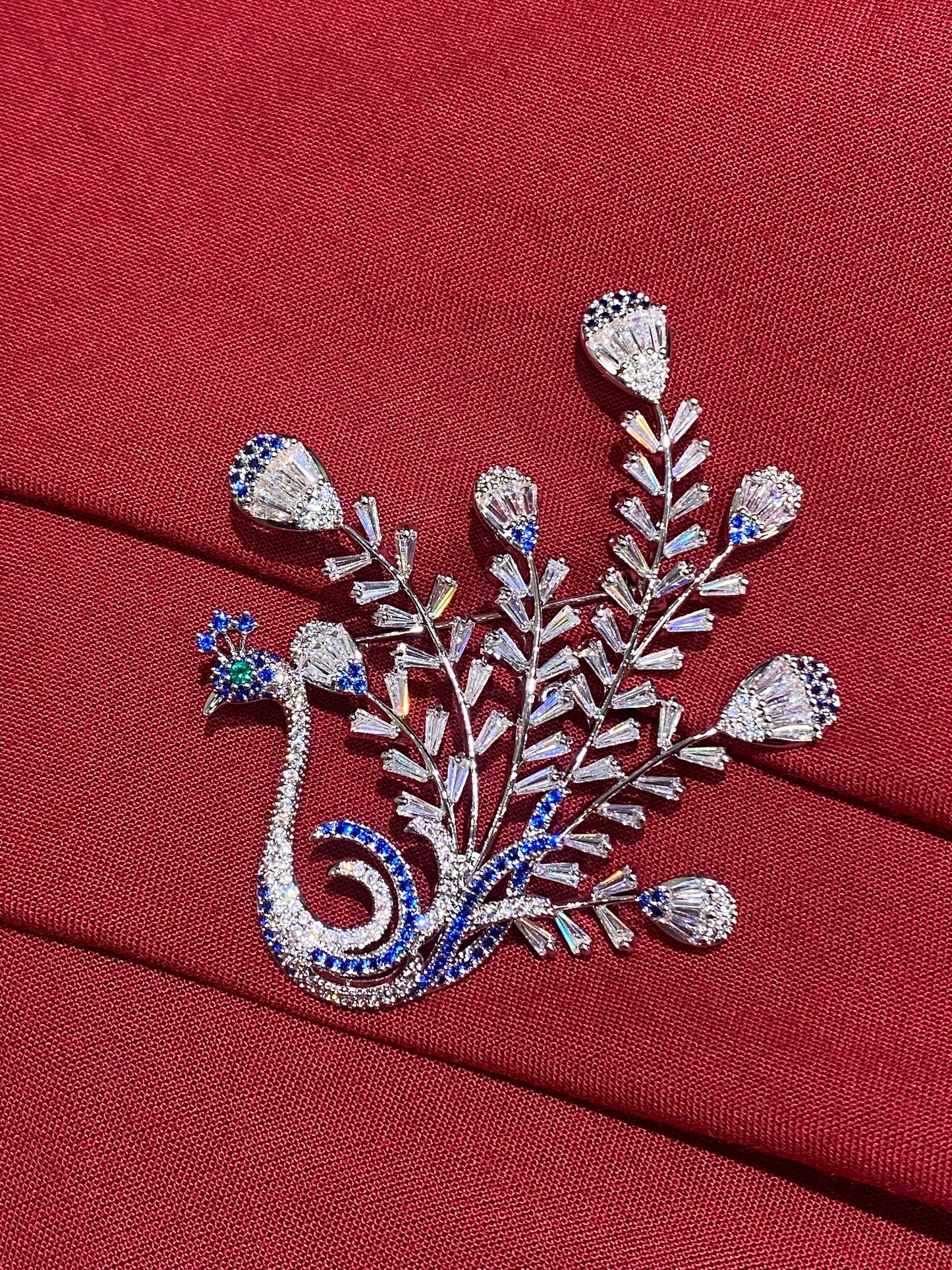 Broach CZ