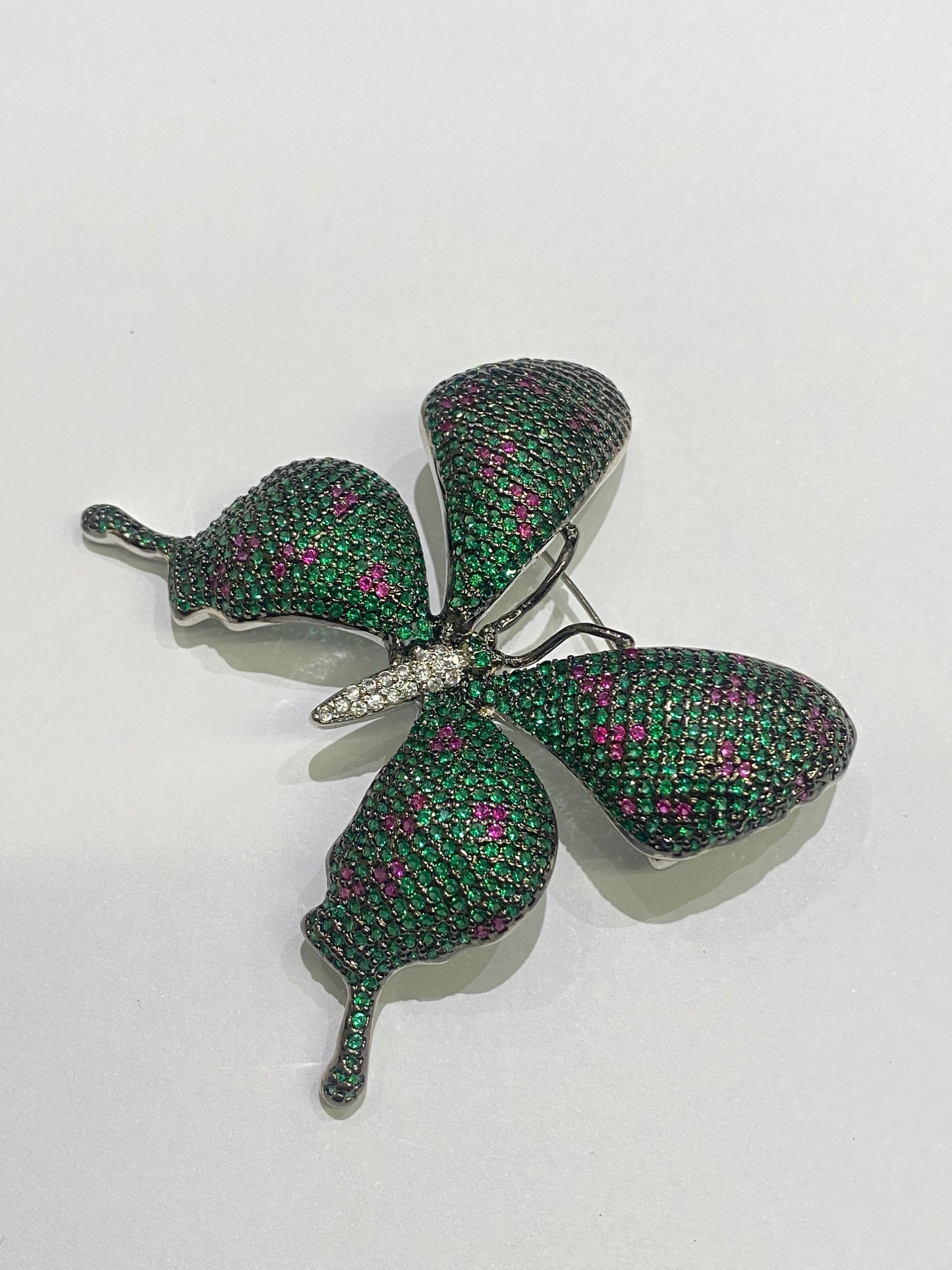 Broach CZ