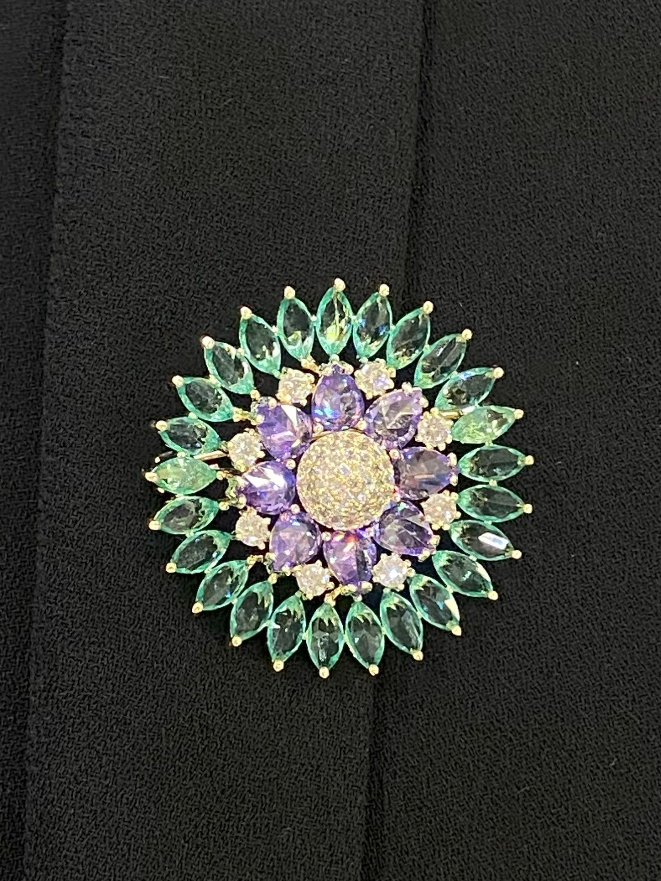 Broach CZ