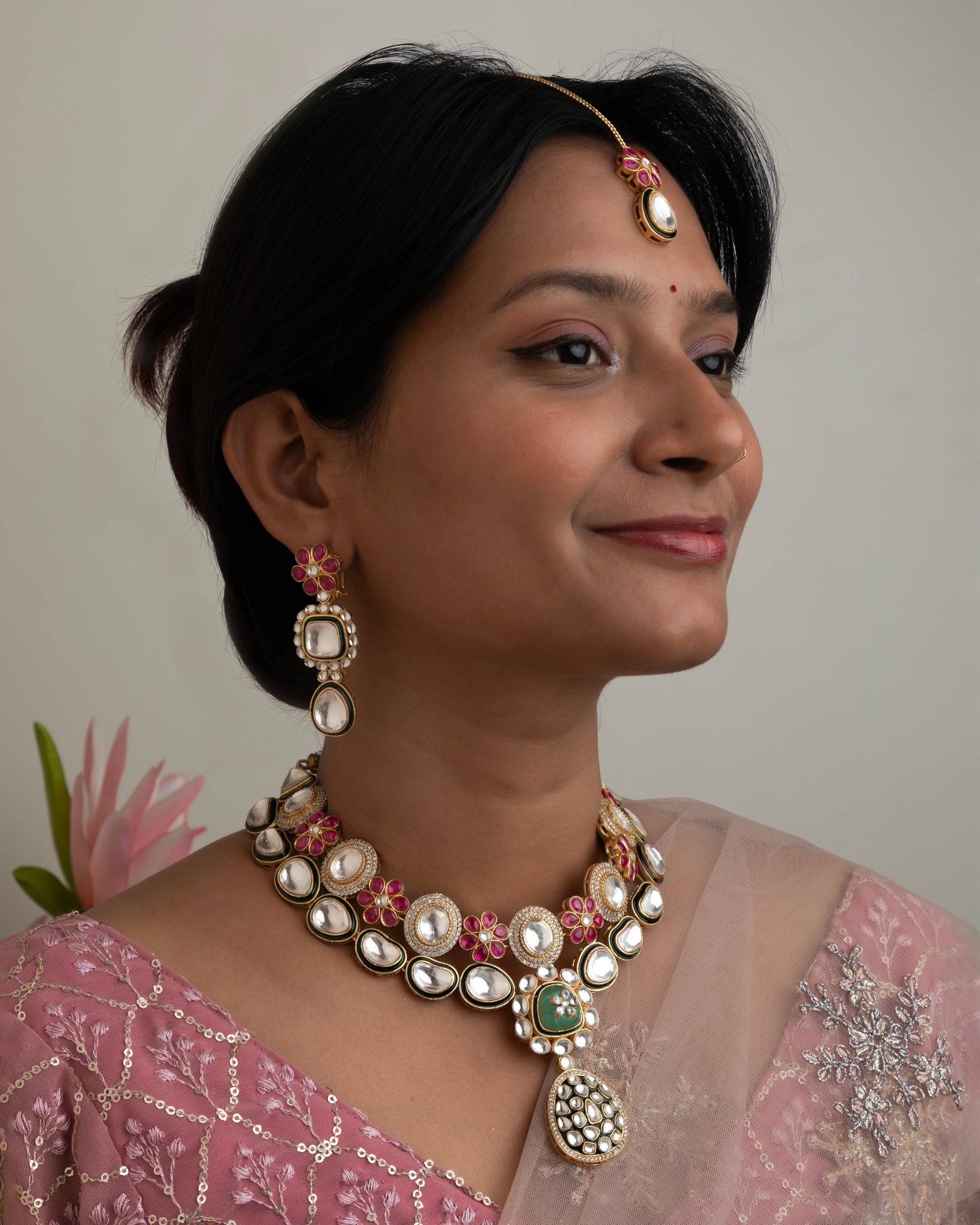 KUNDAN WITH FLOWER PINK AND GOLD STONE IN GREEN ENAMEL GOLD POLISH NECKLACE FOR BRIDAL