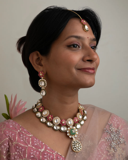 KUNDAN WITH FLOWER PINK AND GOLD STONE IN GREEN ENAMEL GOLD POLISH NECKLACE FOR BRIDAL
