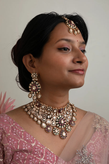 Kundan Choker Necklace with Gold & Green Stones Bridal Jewellery Adjustable Thread