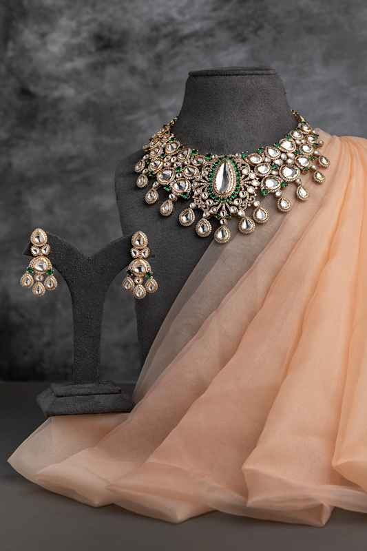 Bridal Kundan Necklace with Green Stone Matt Gold Polish 5-Inch Adjustable Chain