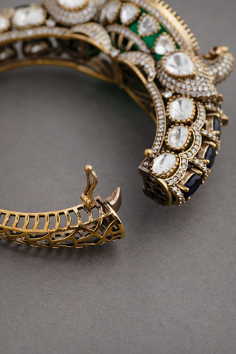 Contemporary Single Kada with Green Stone  Victorian Gold Finish  Openable  Size 2.4