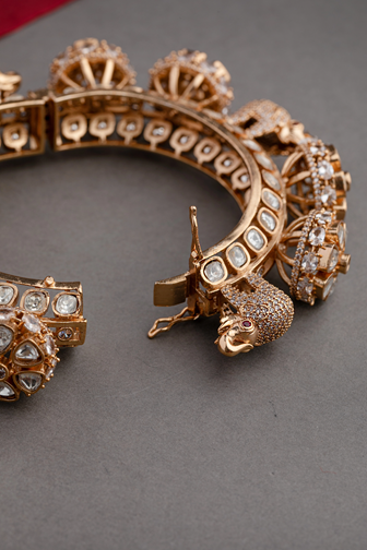 Contemporary Kundan Single Kada with Gold Stone  Matt Gold Finish  Openable  Size 2.2