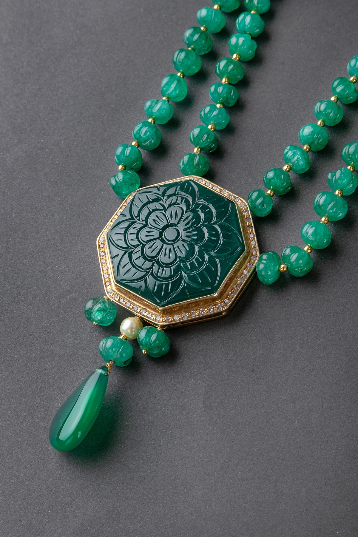 Elegant Silver Pendant with Carved Onyx & Pumpkin-Shaped Aventurine Beads  Gold Polish  25-Inch Adjustable Jewellery