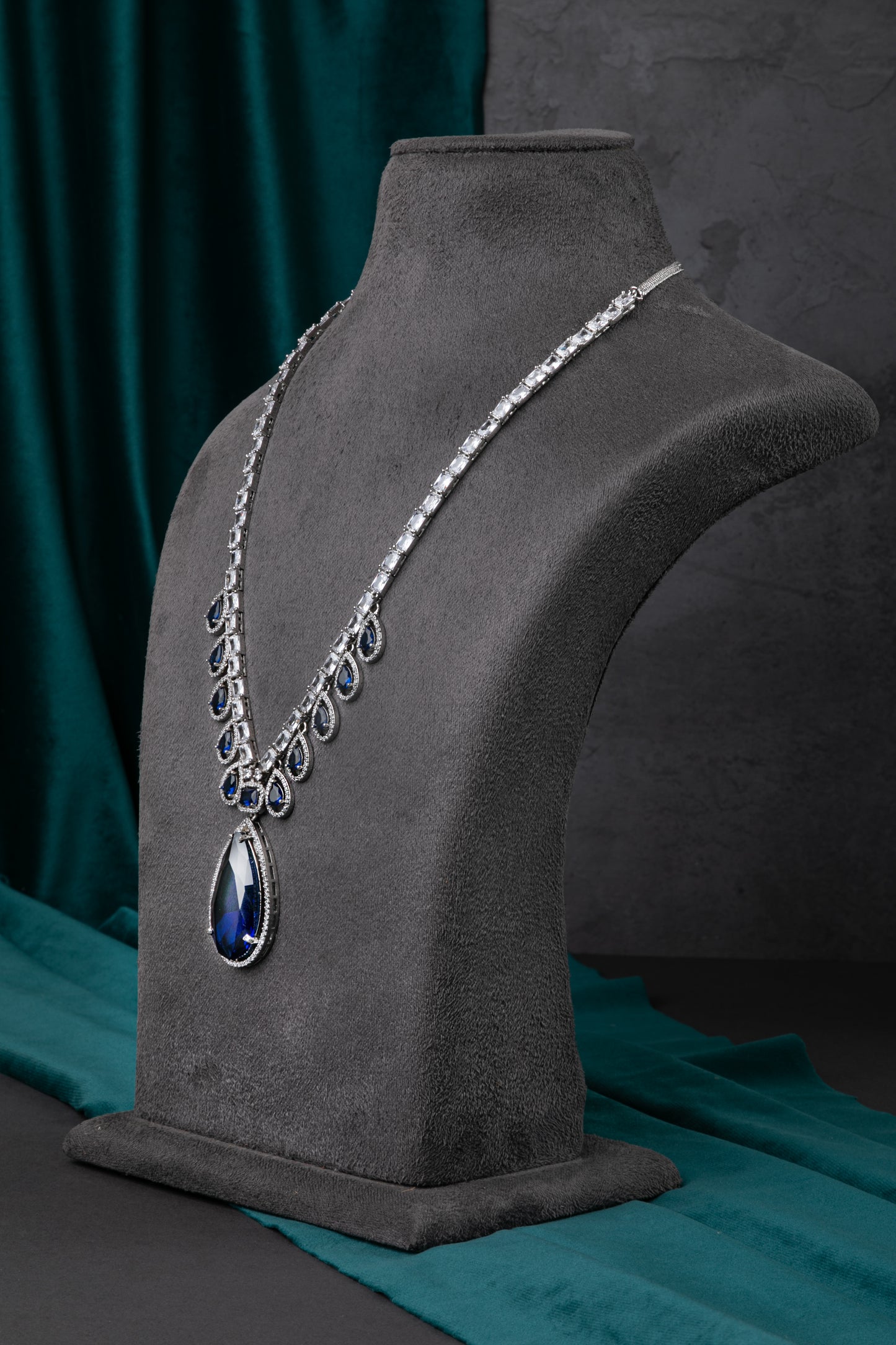 Exquisite Cubic Zirconia Jewellery Necklace in White Rhodium – Navy Blue  19-Inch Adjustable Necklace  Luxury Jewellery for Women