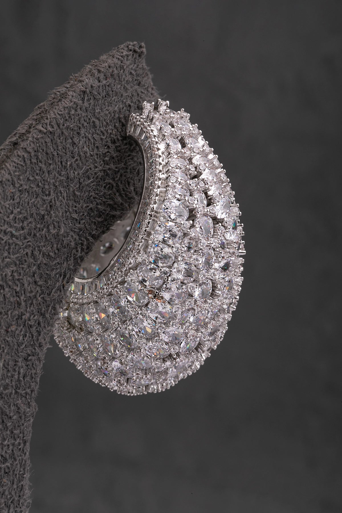 CUBIC ZIRCONIA EARRINGS / HOOP EARRINGS