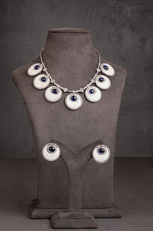 Western Cubic Zirconia Necklace in Mother of Pearls White Rhodium Polish 16-Inch Elegant Jewellery