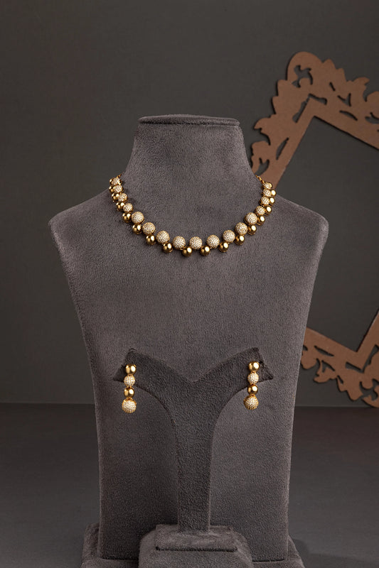 Temple Necklace with Golden Stone  Temple Gold Polish  18-Inch Adjustable Links  Traditional Jewellery