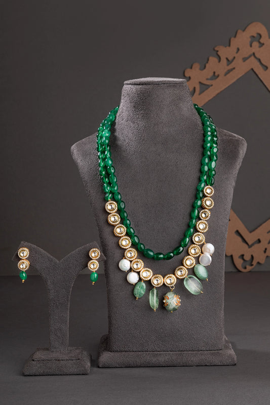Long Necklace in Green Agate with Kundan Pieces  Gold Polish  24-Inch Adjustable Traditional Jewellery