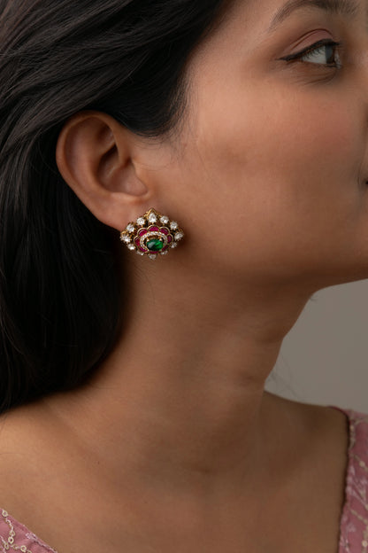 EAR STUDS / INDO WESTERN
