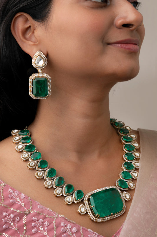 Indo-Western Kundan Necklace with Green Stone  Victorian Gold Polish  18-Inch Adjustable Chain
