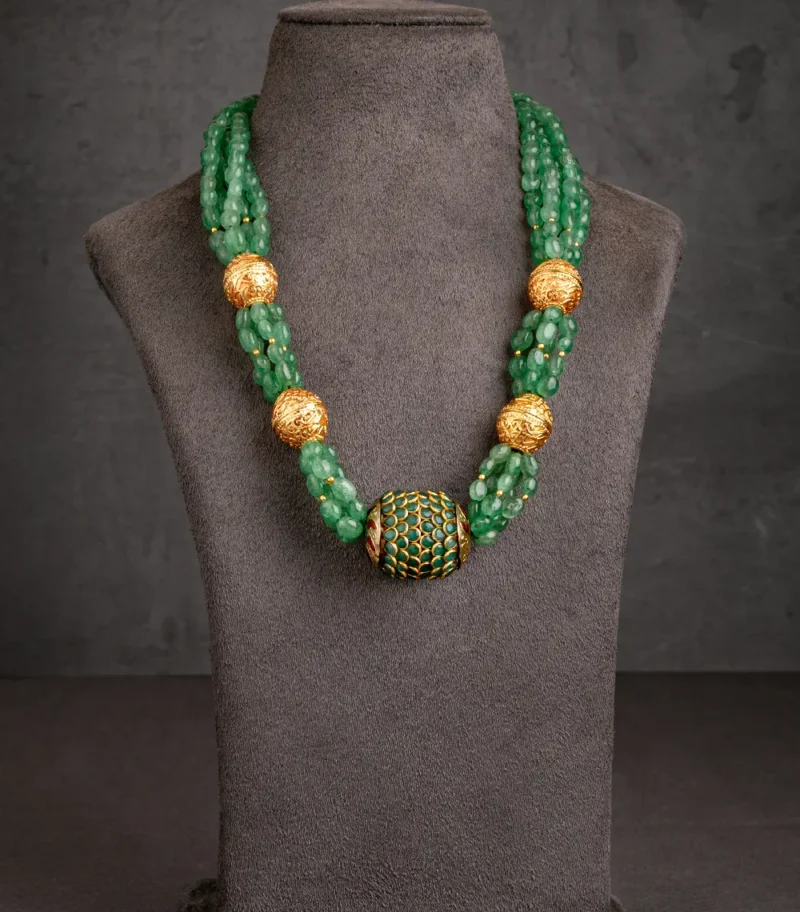 BEADED NECKLACE