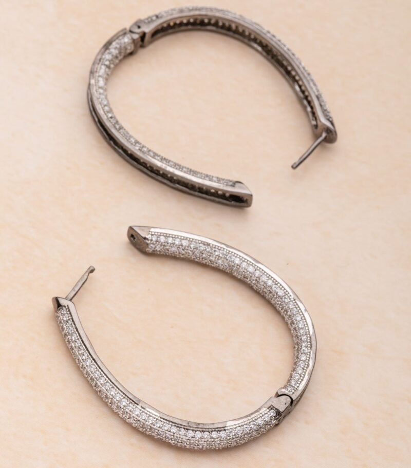 HOOP EARRINGS - Image 2