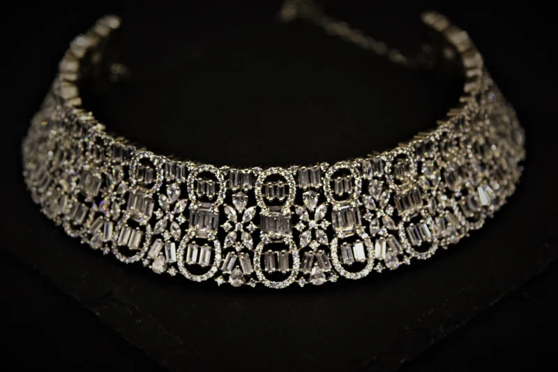 CUBIC ZIRCONIA NECKLACE / CHOKER - Image 4